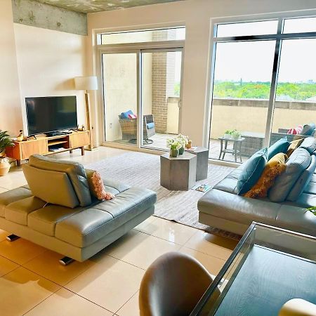 Amazing Midblock Miami 2 Bedrm Loft With Free Parking Aparthotel Bagian luar foto