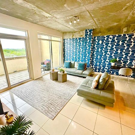 Amazing Midblock Miami 2 Bedrm Loft With Free Parking Aparthotel Bagian luar foto