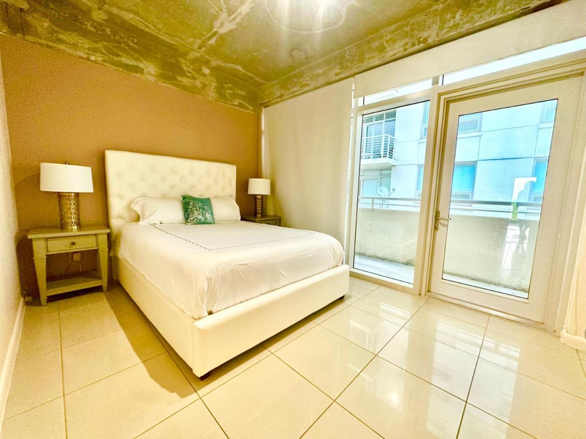 Amazing Midblock Miami 2 Bedrm Loft With Free Parking Aparthotel Bagian luar foto
